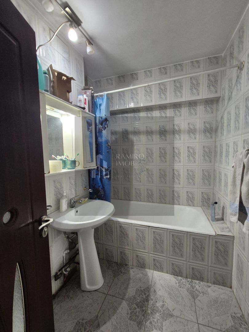 Apartament 104mp-utili 2bai centrala -an 1985 -Bd. Chisinau -Mega Mall - Poză 12