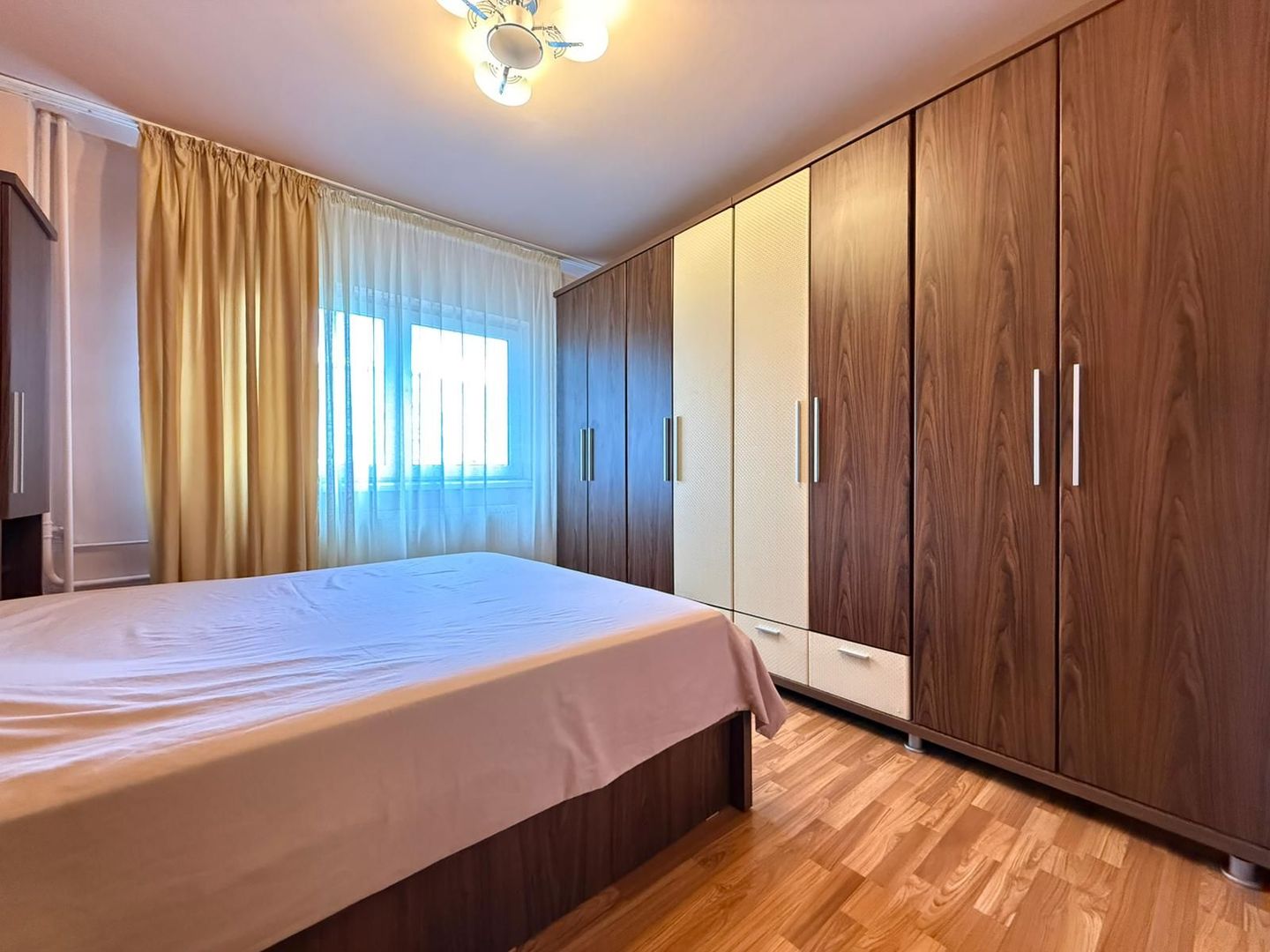 2 camere Tei | Bloc 1985 | Zona curata si linistita - Poză 6