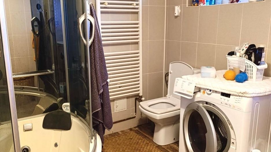 Casa individuala spatioasa si teren mare, pozitie excelenta, Sacalaz - Poză 10