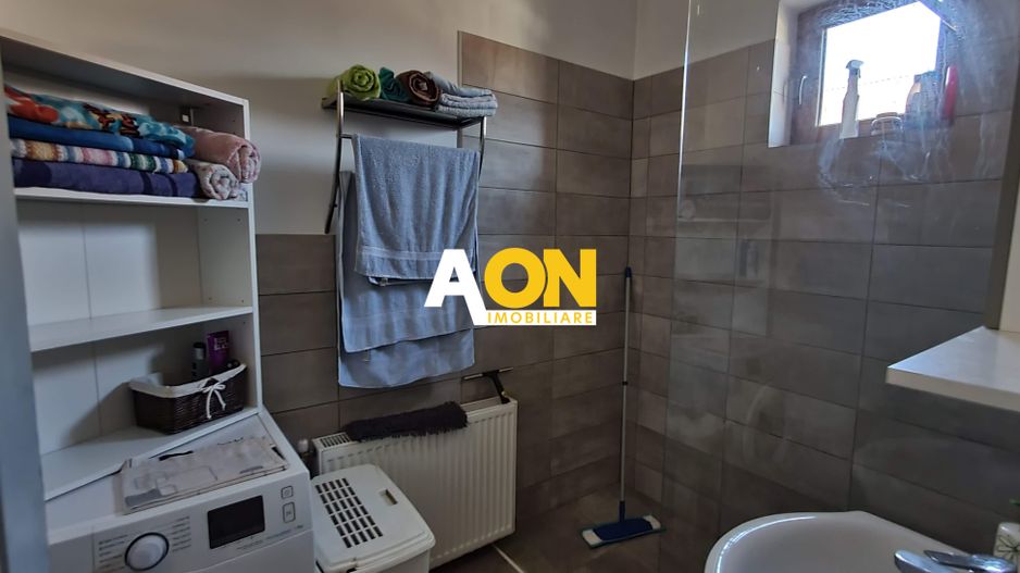 Casa cu 4 camere, la asfalt, 6200 mp teren, sat Sard, com. Ighiu - Poză 12