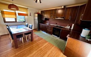 Vanzare casa ideal 2 familii padurea Romanesti - Poză 13