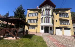 Vilă 816 mp | 20 ari teren | Valea Roșie | Ideală pentru investitie - Poză 1