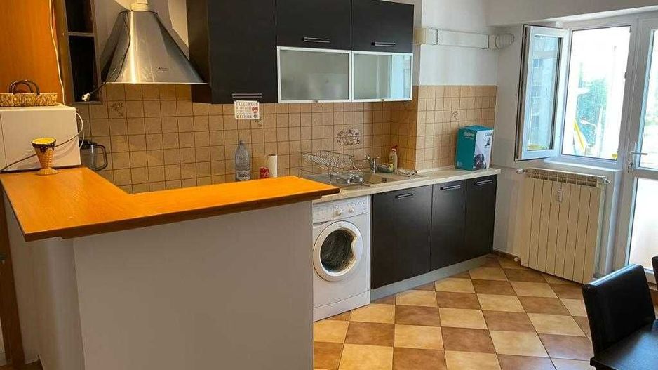 De Închiriat Apartament 2 Camere, Decomandat Calea Calarasilor - Poză 3