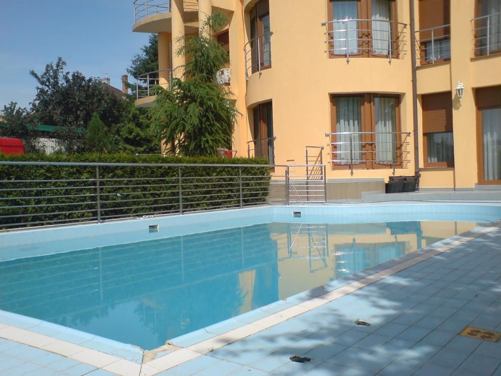 ageuropa.ro vinde casa 16 camere teren 1500mp in zona ULTRACENTRALA. - Poză 1