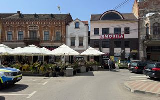 super cladire, super business - Poză 1