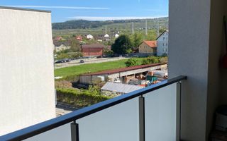 Apartament Modern într-o Locație Bună - Poză 11