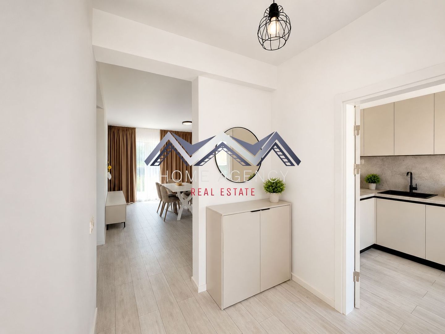 Casă pe parter | 300 mp curte | prima închiriere - Poză 7