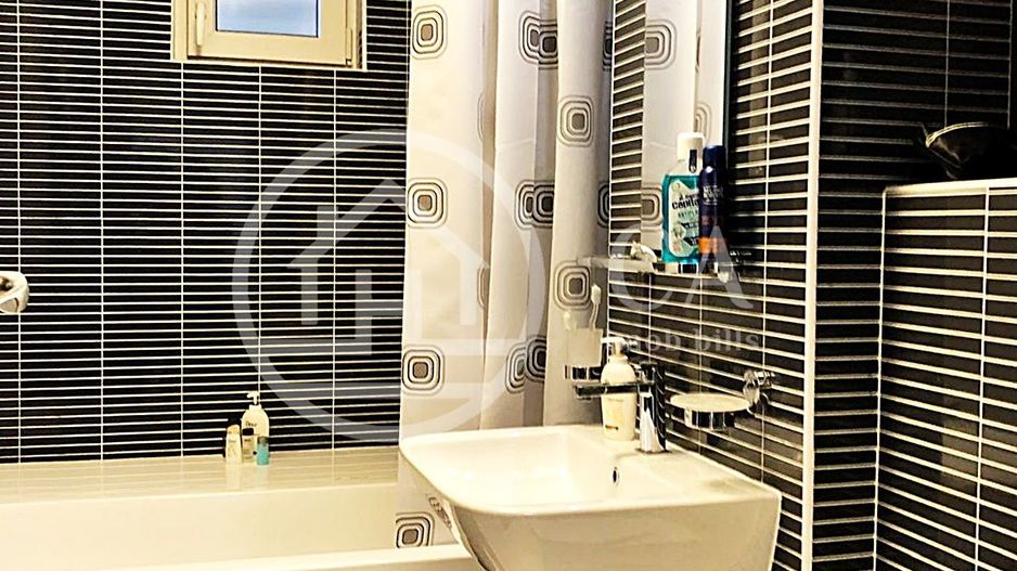 Apartament de inchiriat cu 3 camere Ultracentral, Oradea - Poză 12