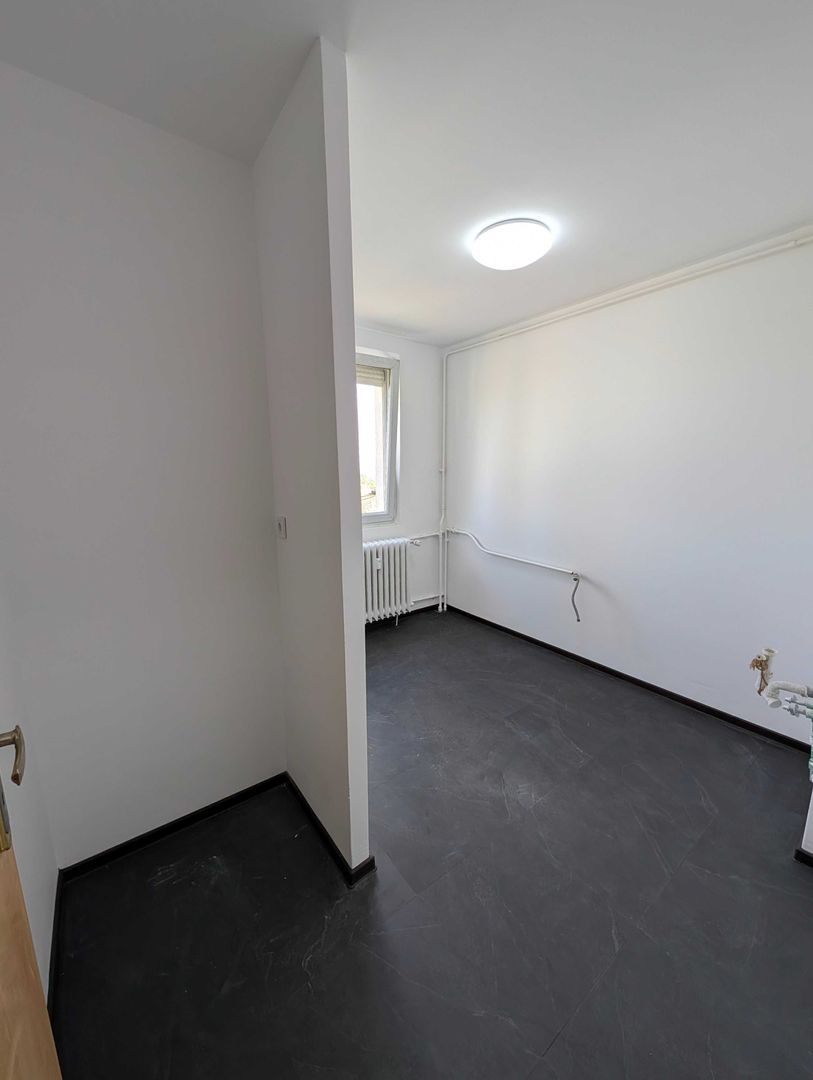 2 camere decomandat, etaj 4/4, renovat, metrou 1 Decembrie 1918 - Poză 4