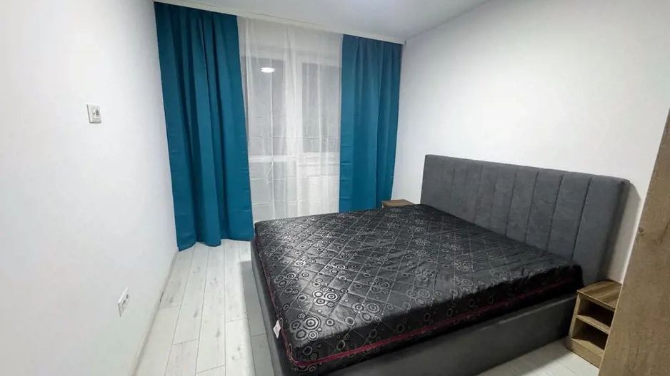 Apartament de inchriat 3 camere - Poză 1