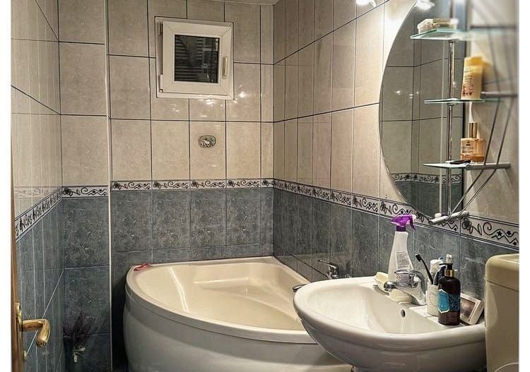 Închiriez apartament 3 camere, Mall Vitan, centrală proprie + parcare - Poză 7