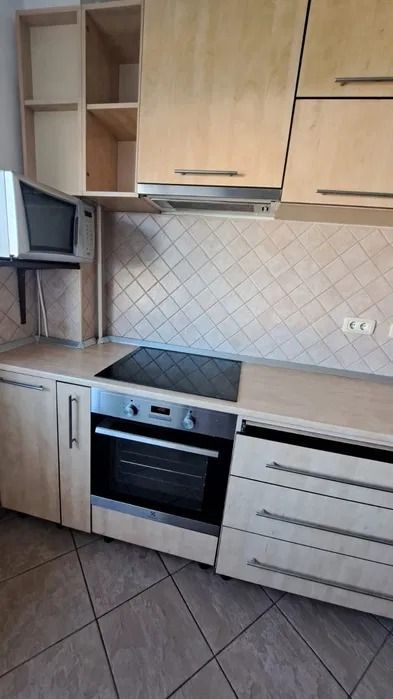 AP.2 CAMERE LUJERULUI, BUCATARIE INCHISA, MODERN, METROU 3 MINUTE - Poză 3