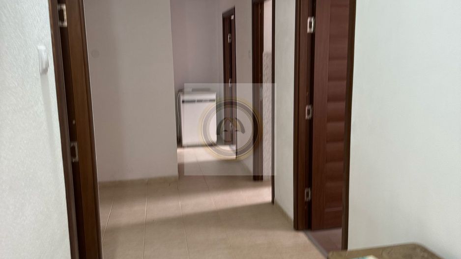 Apartament 3 camere de inchiriat | nemobilat, neutilat | langaDoboz - Poză 12