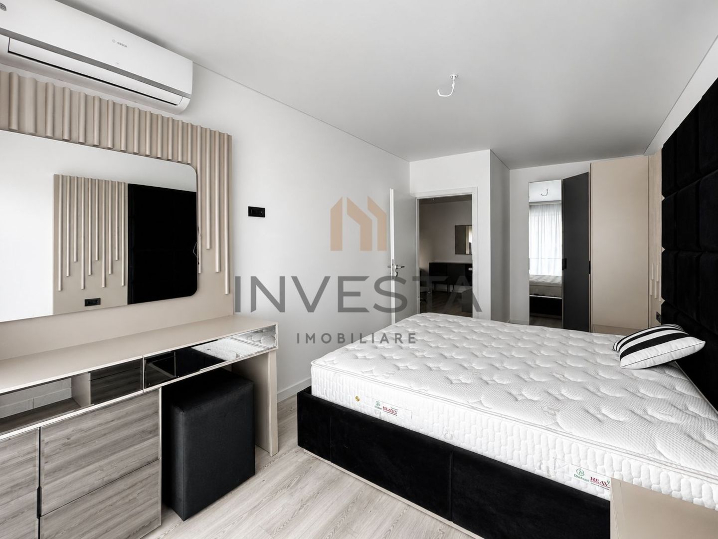Apartament lux 2 camere si parcare de inchiriat Green Life Frunzisului - Poză 5