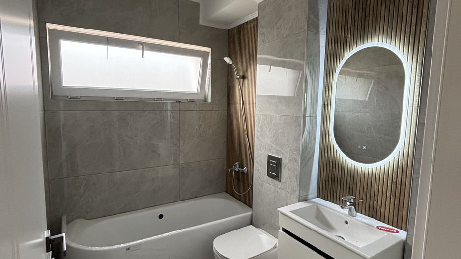 Casă modernă de vânzare - calitate premium, toate utilitatile - Poză 12