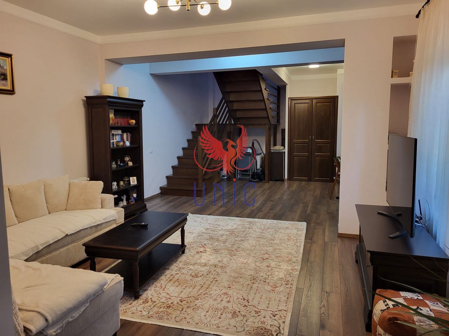 Vila LUX cartier George Enescu - Poză 1