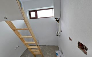 Casa semifinisata, 4 camere, 393 mp teren,  Barabant - Poză 8