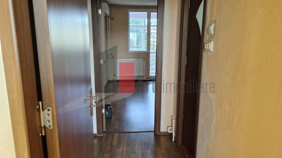 Vânzare apartament 3 camere cu centrală Bd. Obregia - Fântâna Florilor - Poză 2