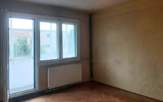 Apartament 2 camere 89000 EUR etaj intermediar foarte aproape de piata Astra - Poză 16