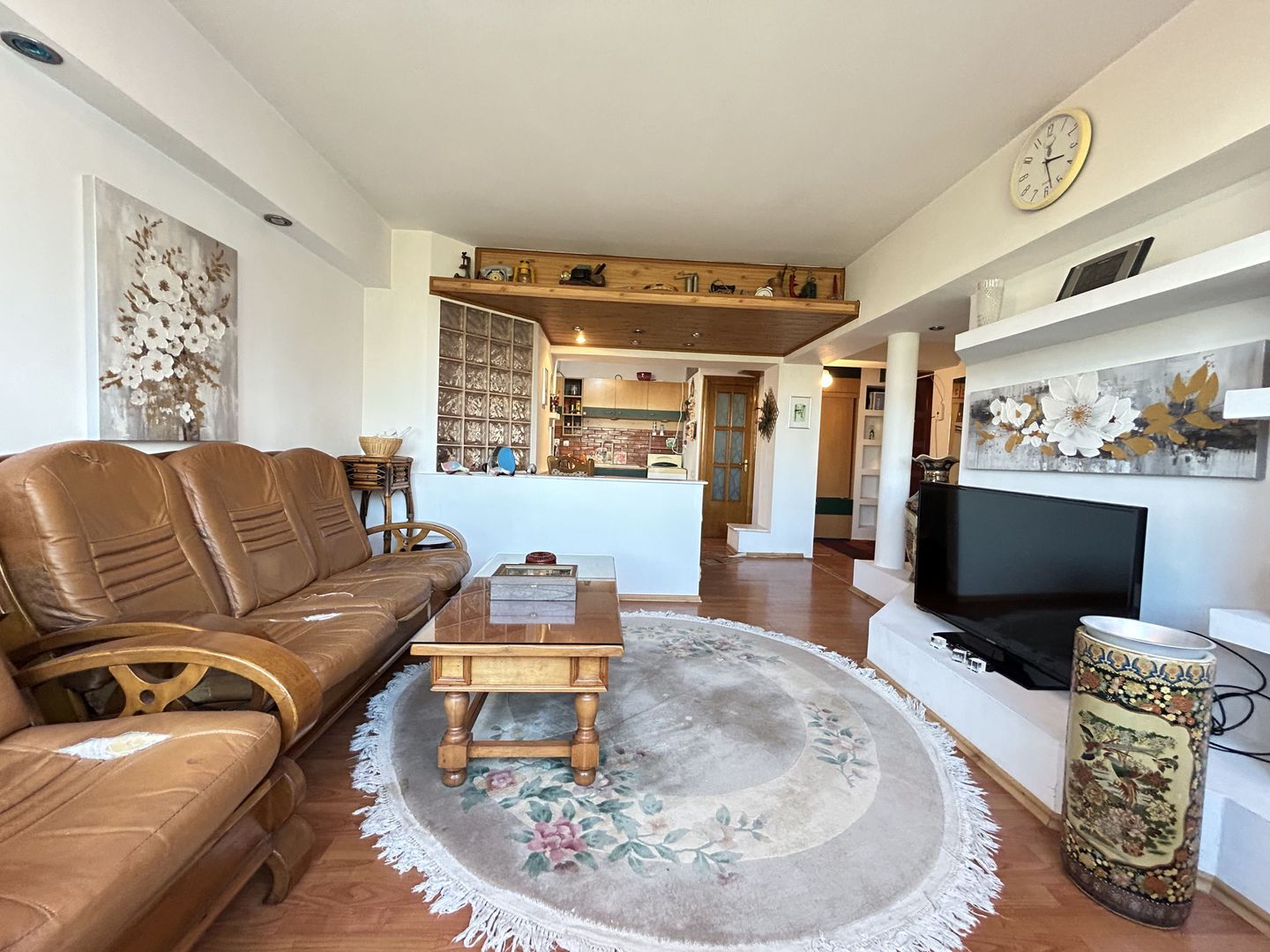 Apartament 3 camere Tomis Nord - 2 gr sanitare - centrala termica - Poză 1