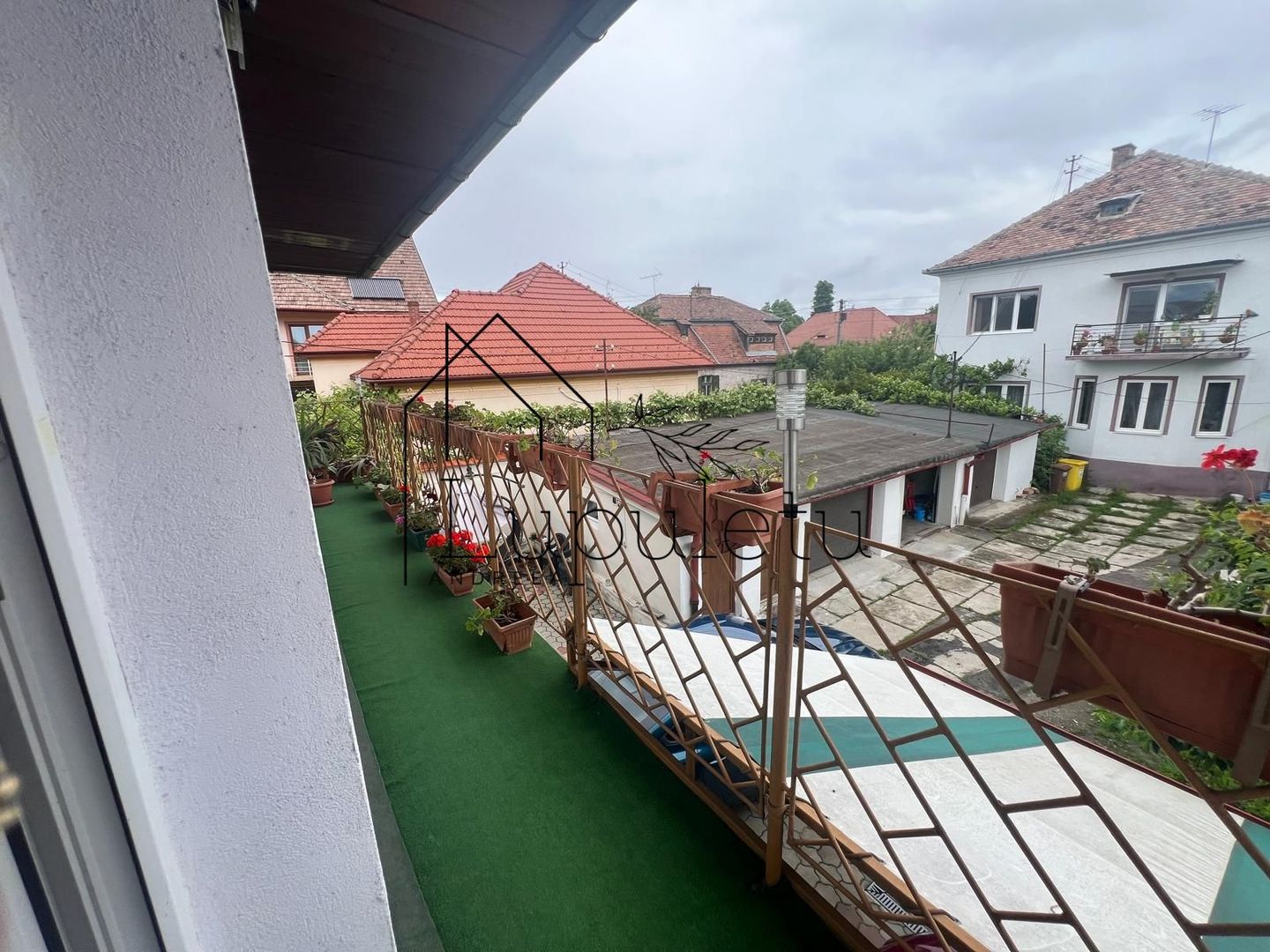 Casă de Vanzare | 200 MPU | Teren 305 MPU | Ultracentral - Poză 43