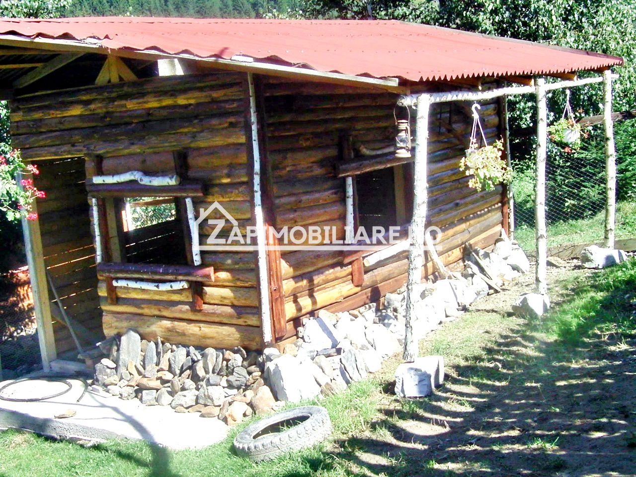 Pensiune functionabila intre Gheorgheni-Lacu Rosu - Poză 2