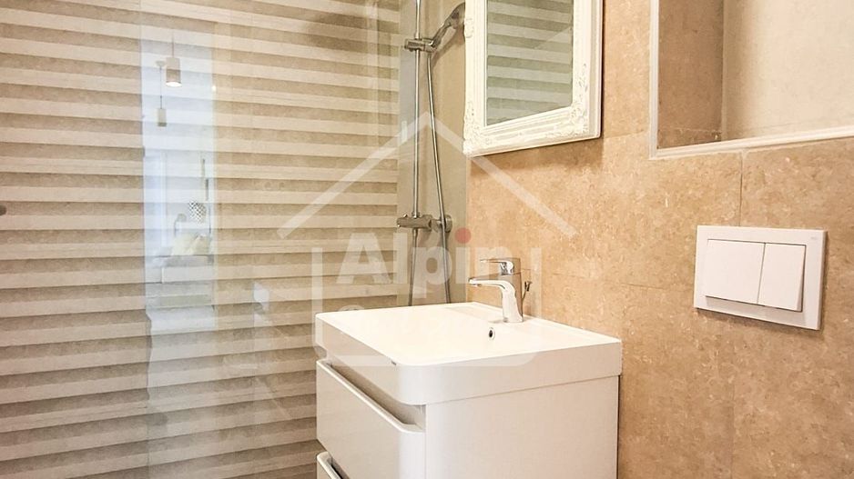 Priveliste Deosebita Blumana - Poză 18