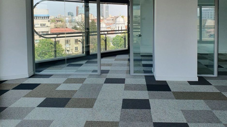 Spatiu office in cladire de birouri - Poză 1