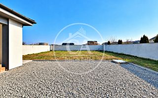 Casă de vânzare P+E cu 4 camere în zona Nufărul, Oradea - Poză 6