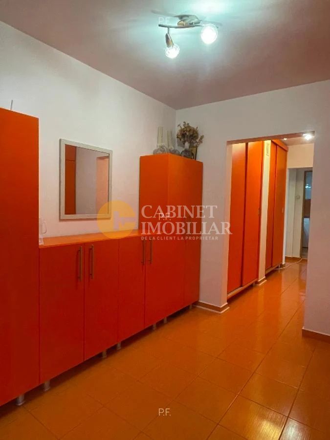 4 Camere Decomandat + Garaj -Nicolina 84Mp - Poză 13