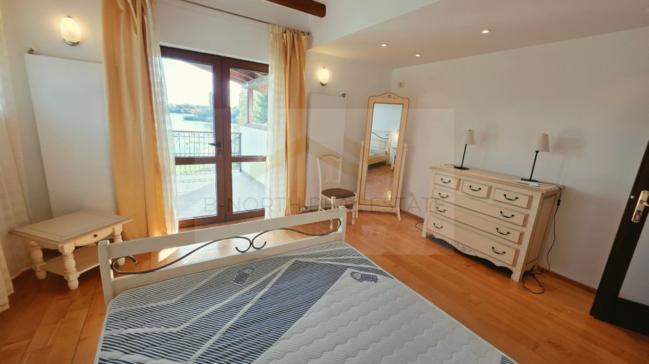 Vilă cu ponton privat la Lacul Snagov – casă de oaspeți, cramă, 1.768 mp - Poză 5