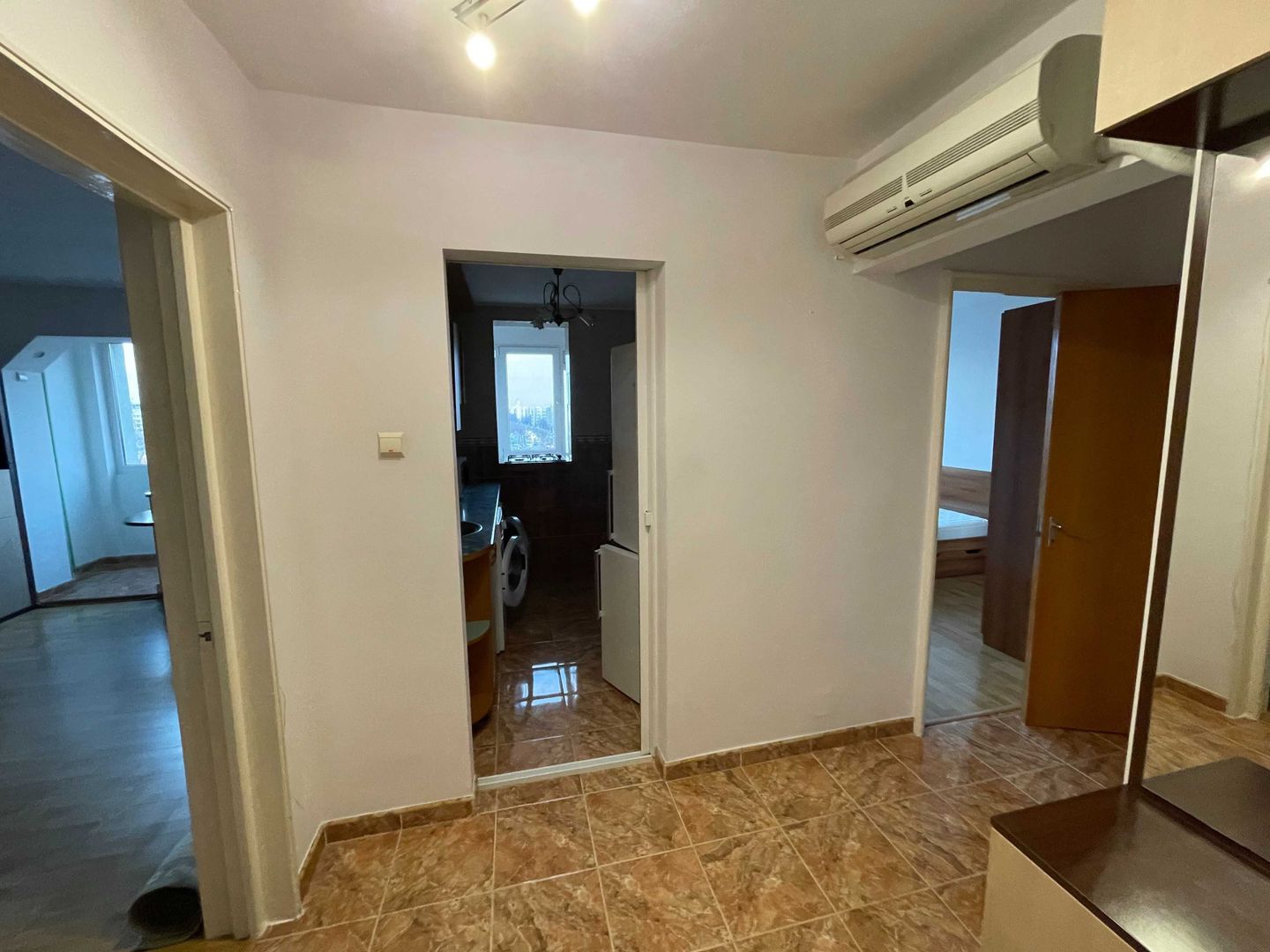 Apartament cu 2 camere,  Drumul Taberei Parc - Poză 8