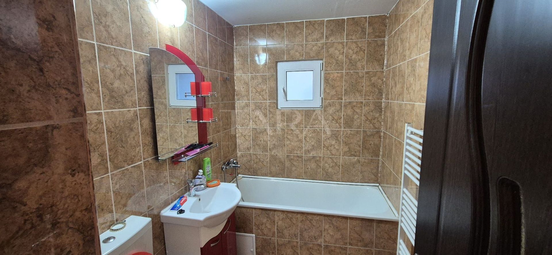 Vanzare apartament decomandat, central in Apahida. - Poză 5