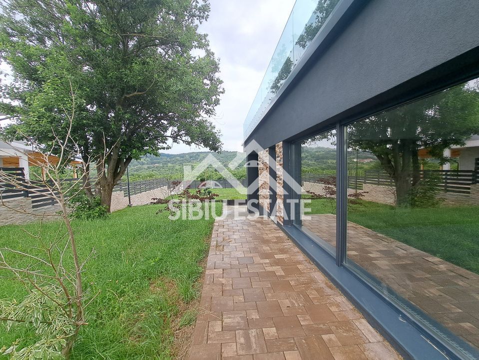 Casa Sibiu Cisnadioara, garaj, piscina, terase panoramice - Poză 30
