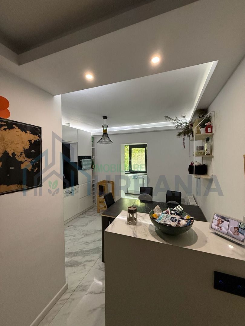 Apartament 3 camere, Nicolina 2, renovat complet 2022 – 68 mp, orientat sud - Poză 1