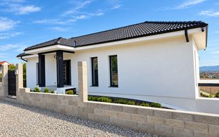 Vila deosebita, moderna, 4 camere, 1242 mp teren, cu panorama, Micesti - Poză 10