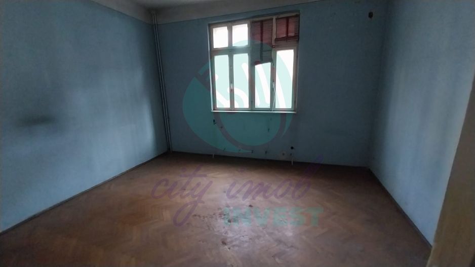 Vila boierească cu arhitectură de epocă, ideală pentru investiție – Gara de Nord - Poză 8