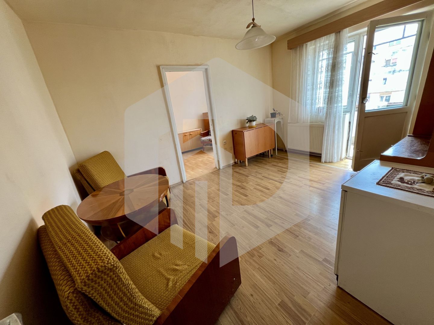 Apartament 2 camere+balcon- Aleea Steaza-Etaj 3- negociabil - Poză 1