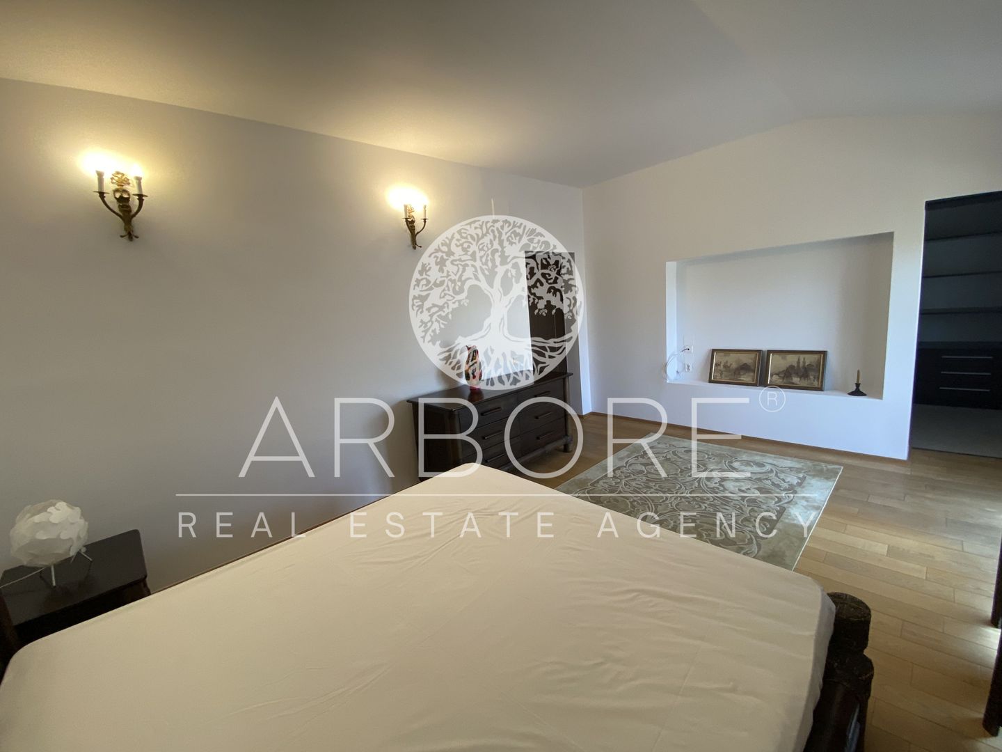 Vila elegantă 8 camere de închiriat, Sector 1, 700 mp teren - Poză 29