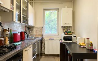 Apartament 3 camere cu balcon închis – zona Primăverii–Manastur - Poză 4