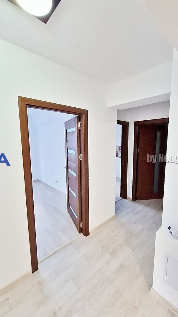 AZURA Imobiliare - Spatiu Birouri Central Pitesti - Poză 3