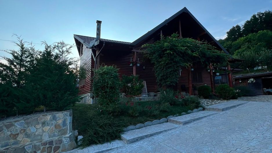 Casa de vanzare lemn Stefanesti - Enculesti - Poză 2