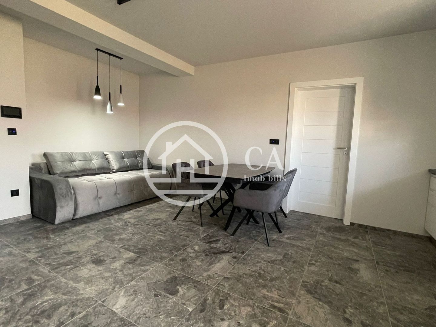 Apartament cu 2 camere de inchiriat in cartierul Grigorescu Oradea - Poză 1