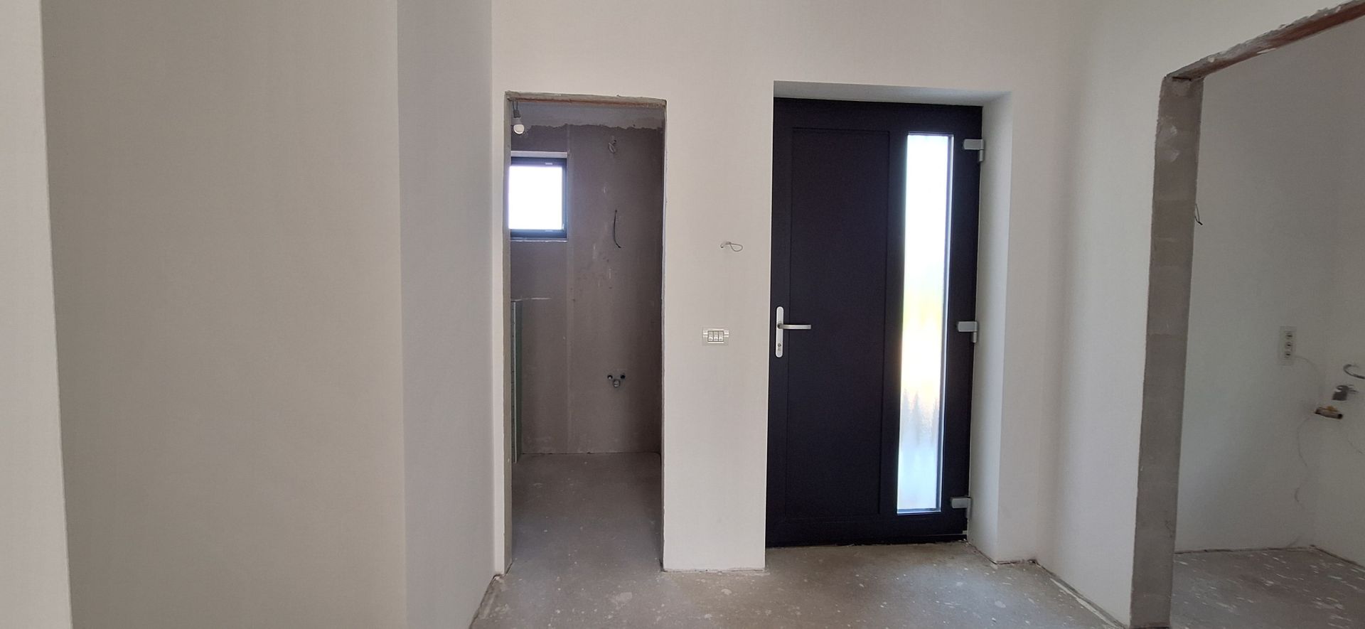 Duplex modern P+E cu 4 camere - Poză 14