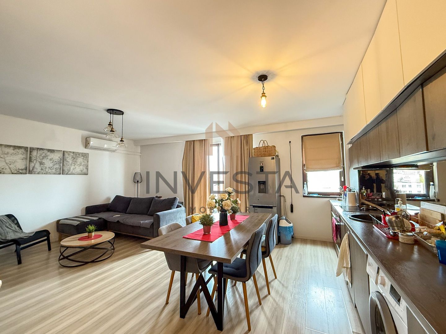 Apartament 3 camere,  confort sporit cu terasa de 141 mp! - Poză 2