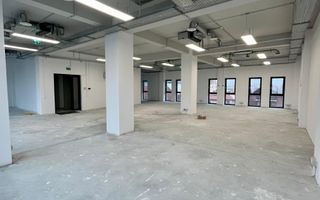 Spatiu comercial de inchiriat- 200 mpu, zona Podul Garii - Poză 3
