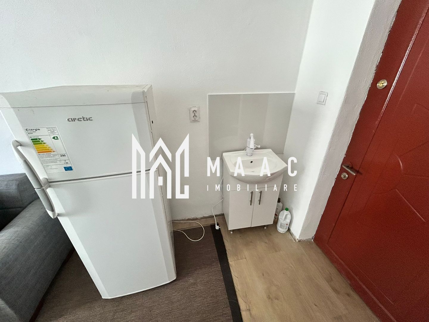 Garsonieră  | Ideal investiție | Etaj 3 | Zona Centrala - Poză 3