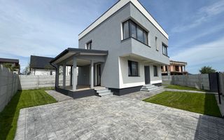 Vila Tunari cu vedere la LAC, 135m2 si curte mare - Poză 1