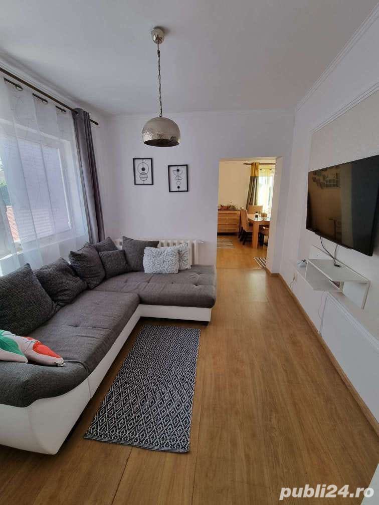 Vand casa cu etaj in zona Titulescu - Poză 3