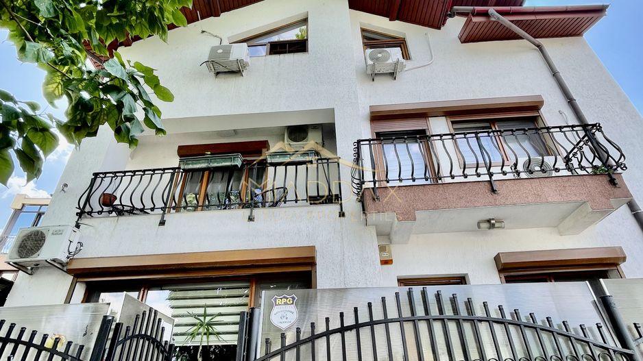 Vila cu 5 camere //2 parking// Zona Domenii - Poză 3